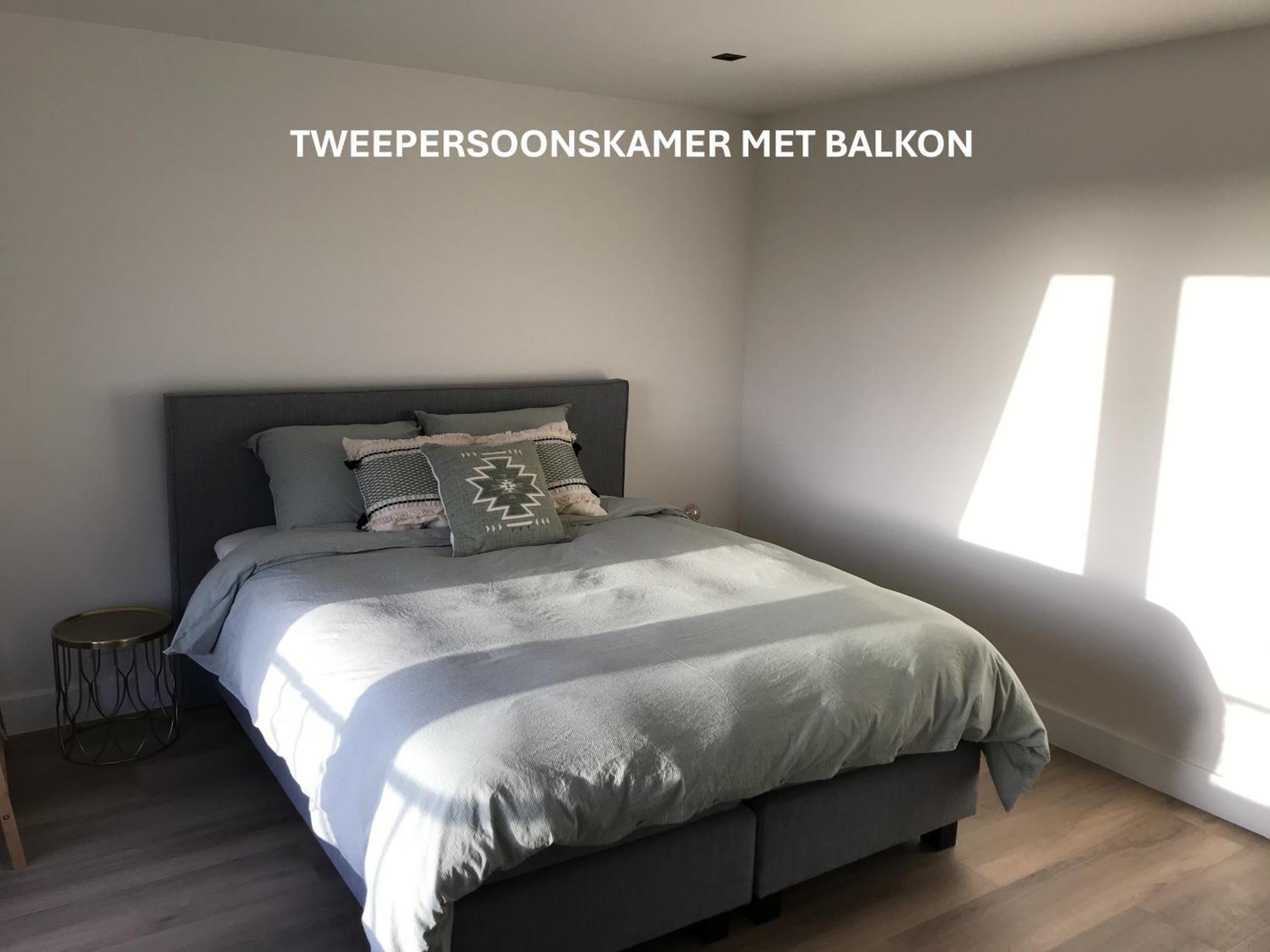 Long Beach Rooms Зандфорт Экстерьер фото